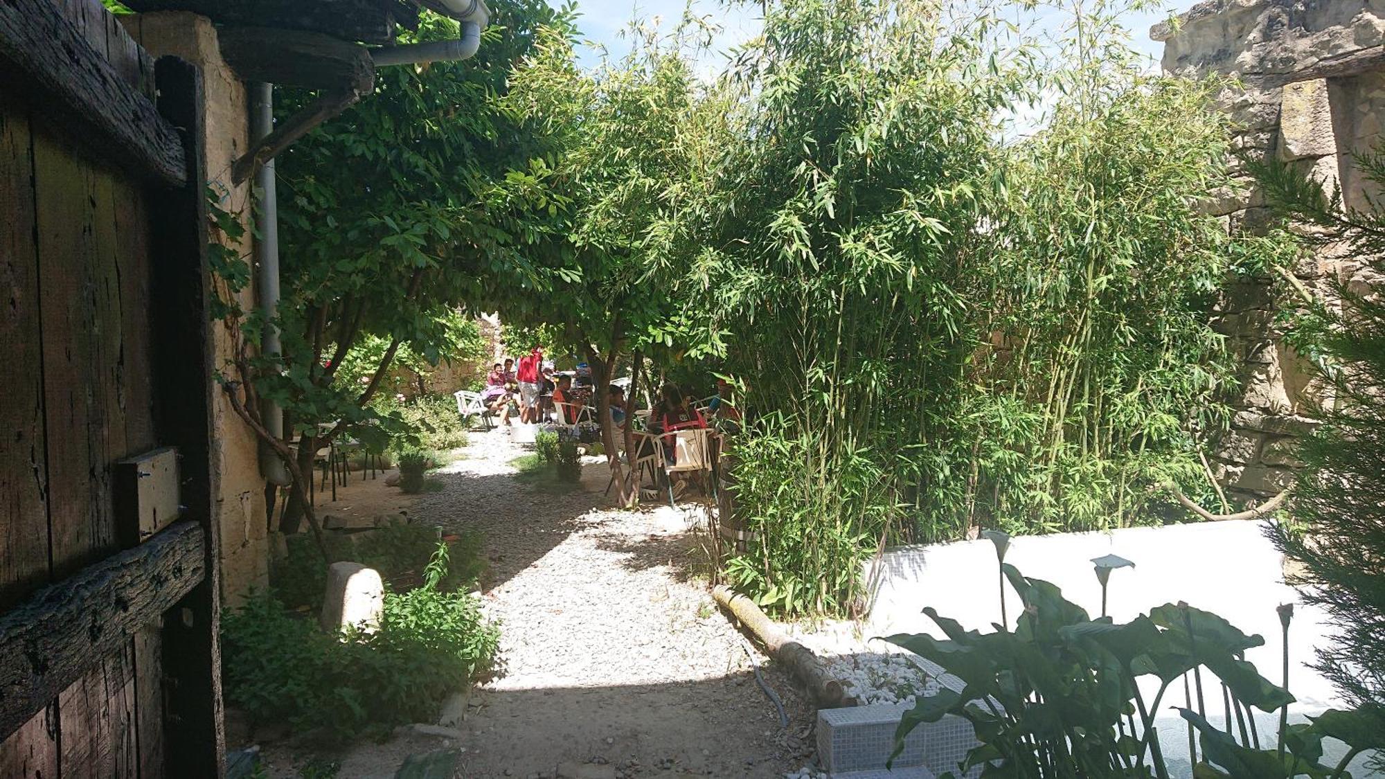 Albergue Sansol - El Oasis Del Camino Frances - Exclusivo Para Peregrinos Exterior foto